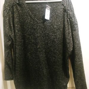 Rue 21 Sweater size Medium BRAND NEW
